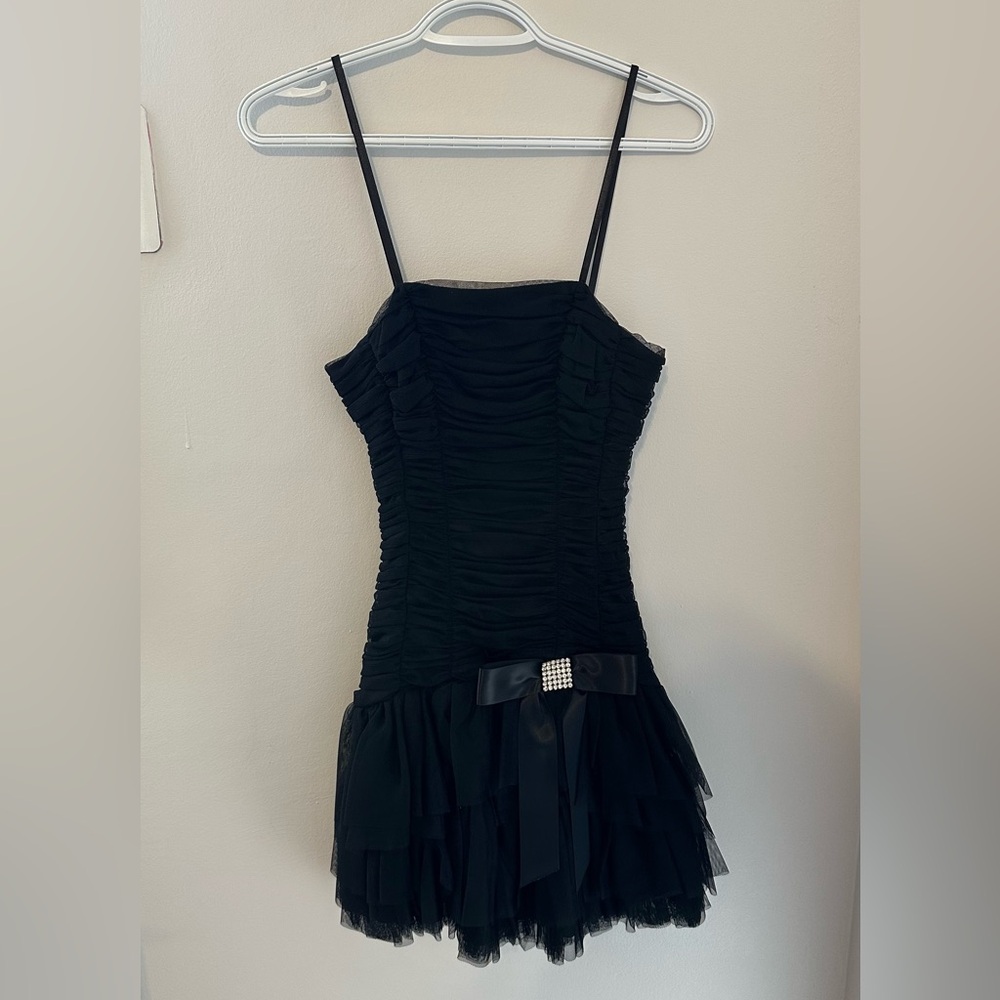 Elegant Black Mini Dress